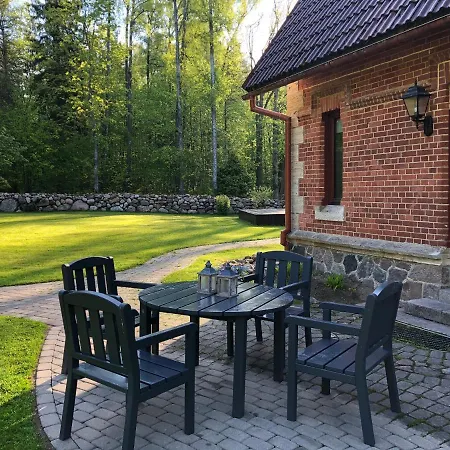 Mednieku Namins Nyaraló *